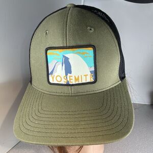Yosemite National Park SnapBack Trucker Hat Green Mens Adjustable Mesh